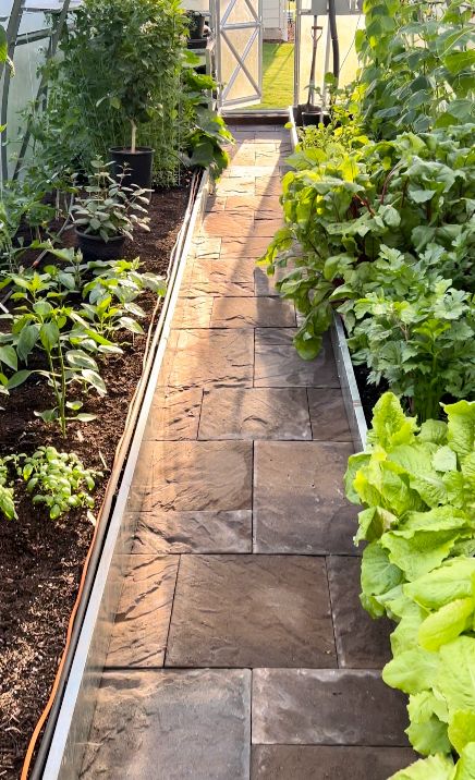 Sungrow 32 - Image 13